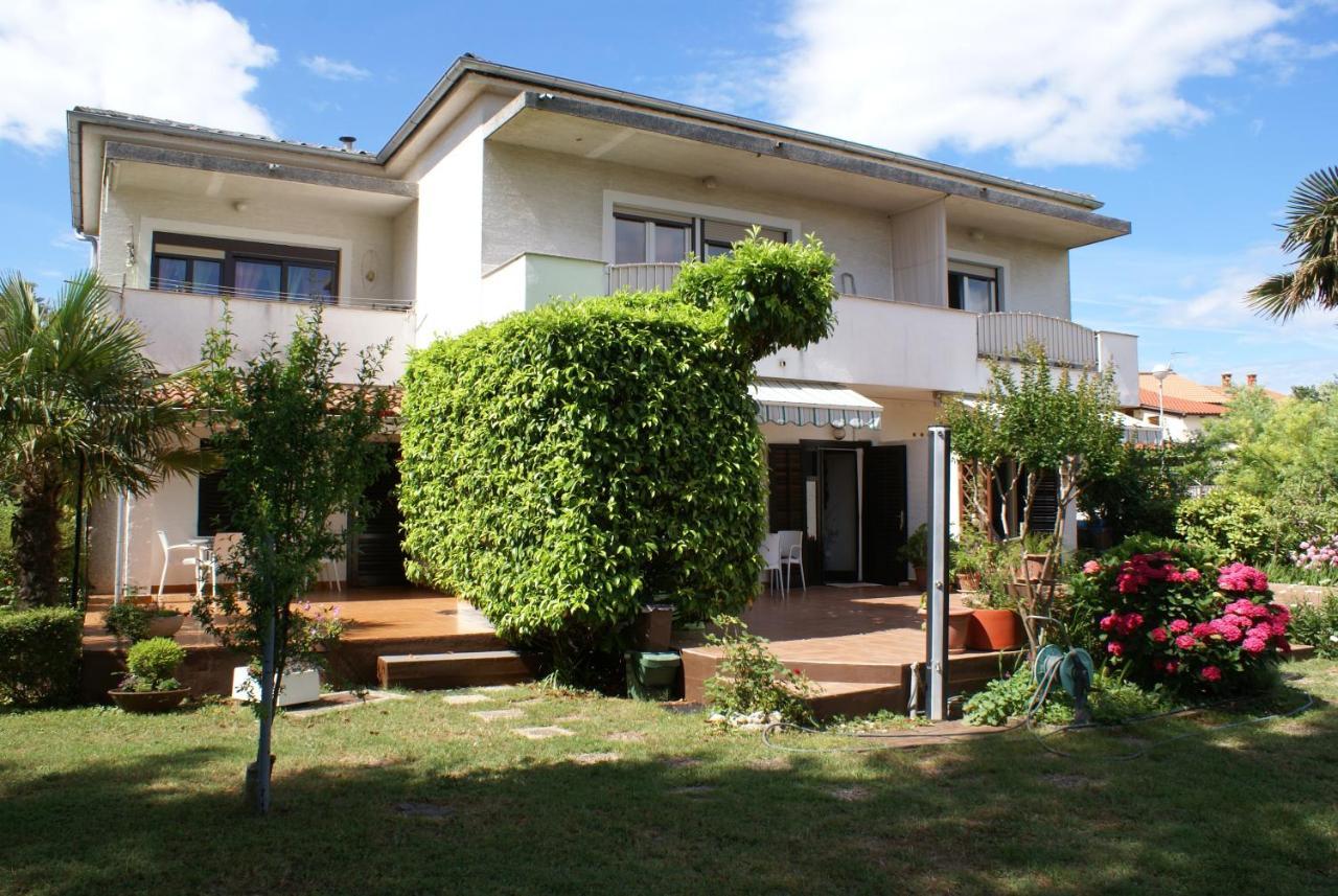 Apartments Dubravka Крк Экстерьер фото