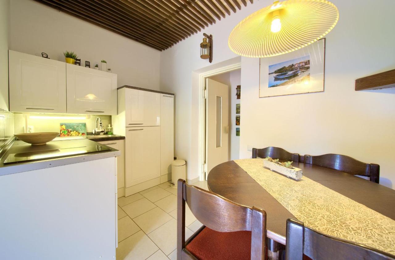 Apartments Dubravka Крк Экстерьер фото